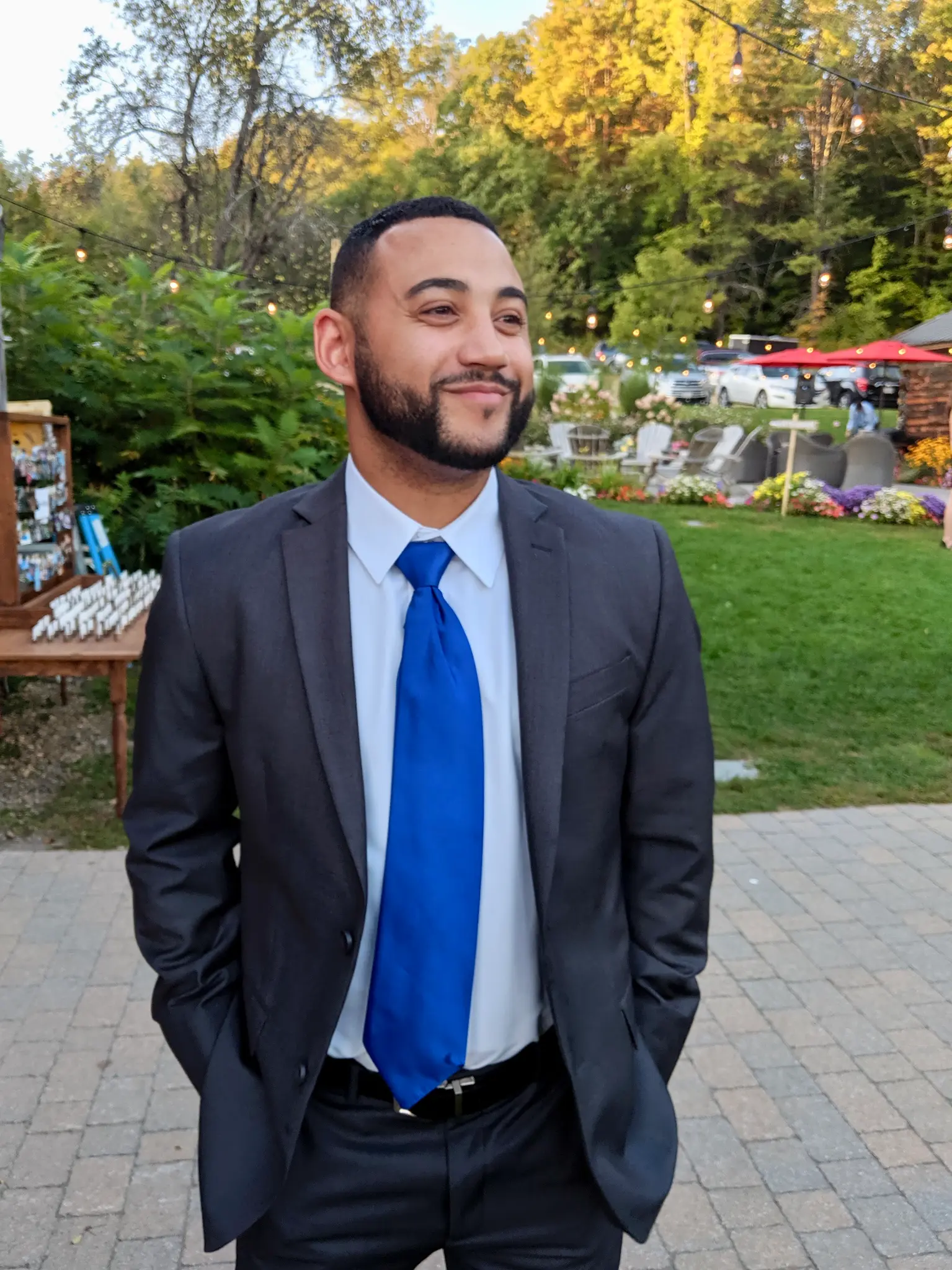 Nate Thompson professional photo